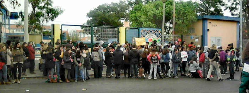 Viva a luta dos estudantes da Escola Básica Dom Pedro Varela