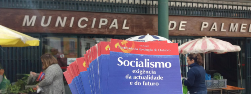 Centenário da Revolução de Outubro marca manhã no Mercado Municipal de Palmela