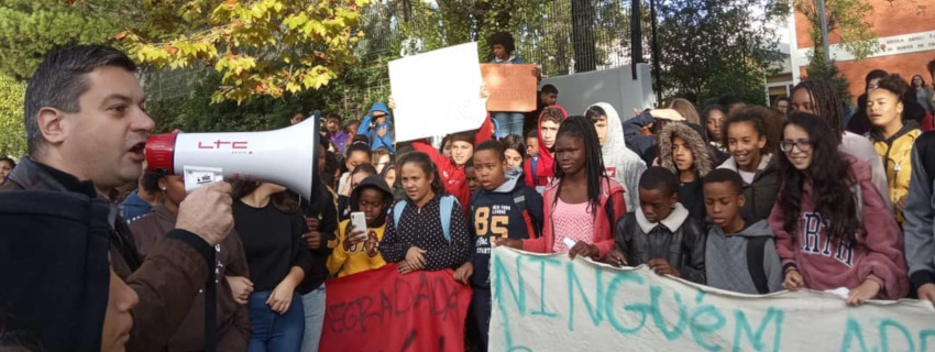 Solidariedade com a luta dos estudantes da EB23 Monte da Caparica
