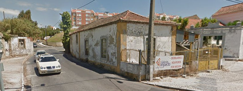Câmara PS derruba antiga escola primária na Sobreda