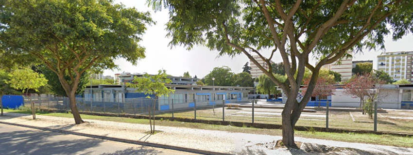 PCP visita Escola Básica Barbosa du Bocage, em Setúbal
