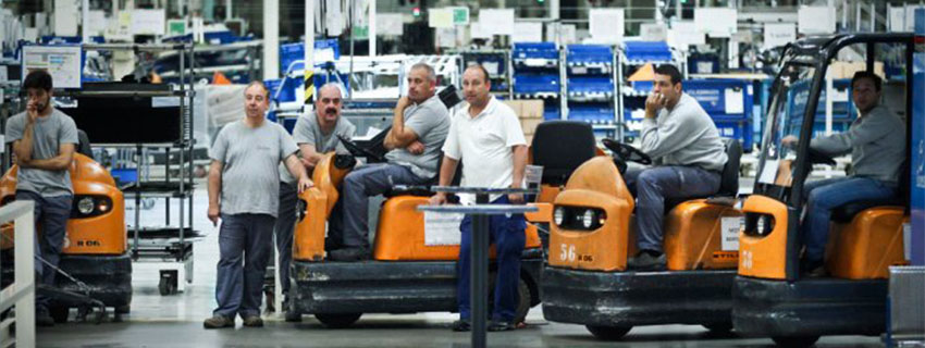 Perguntas sobre trabalhadores das empresas do Parque Industrial da Autoeuropa